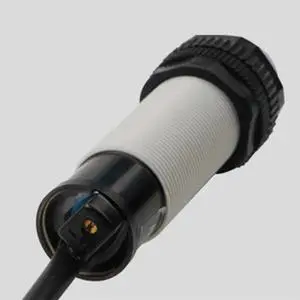 1 Pcs CR18-8DN Capacitive Proximity Switch Sensor 1 Pcs CR18-8DN Capacitive Proximity Switch Sensor