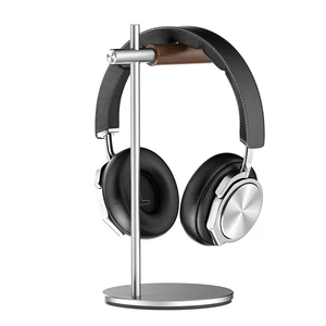 Oak Headphone Stand, Wood Headset Stand for Desk, Universal Holder for Airpods max, Bose, Beats, Gaming, Apple Vision Pro, VR Display Stand (Silver) Oak Headphone Stand, Wood Headset Stand for Desk, Universal Holder for Airpods max, Bose, Beats, Gaming, Apple Vision Pro, VR Display Stand (Silver)