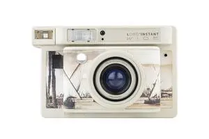 Lomo'Instant Wide Camera, el Nil Edition, 90mm Lens, 3 Attachments, Built-in Flash Lomo'Instant Wide Camera, el Nil Edition, 90mm Lens, 3 Attachments, Built-in Flash