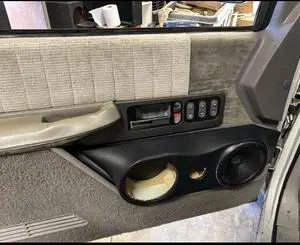 6.5 x2 Speaker Door pods Compatible with 90-94 Chevy GMC OBS Left and Right Pair Black 6.5 x2 Speaker Door pods Compatible with 90-94 Chevy GMC OBS Left and Right Pair Black