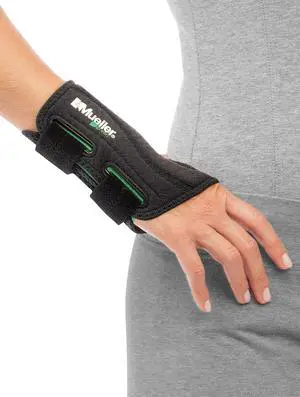 Mueller Green Fitted Wrist Brace, Right Hand, Unisex, One Size Fits Most, Black Mueller Green Fitted Wrist Brace, Right Hand, Unisex, One Size Fits Most, Black