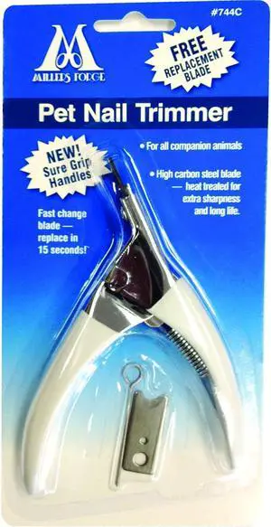 Guillotine Pet Nail Clipper in Green Guillotine Pet Nail Clipper in Green