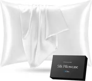 Cleo Health & Beauty 100% Mulberry Silk Pillowcase for Hair and Skin Standard Size White Soft Smooth Anti Frizz Beauty Sleep Pillow Case with Hidden Zipper Cleo Health & Beauty 100% Mulberry Silk Pillowcase for Hair and Skin Standard Size White Soft Smooth Anti Frizz Beauty Sleep Pillow Case with Hidden Zipper