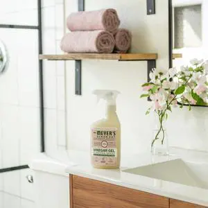 MRS. MEYER'S CLEAN DAY Vinegar Gel Cleaning Spray, Apple Blossom, 16 fl oz MRS. MEYER'S CLEAN DAY Vinegar Gel Cleaning Spray, Apple Blossom, 16 fl oz