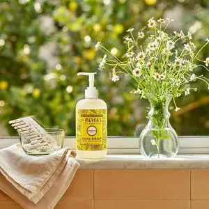Mrs. MEYER'S CLEAN DAY Liquid Hand Soap, Dandelion Scent, 12.5 Ounce Bottle Mrs. MEYER'S CLEAN DAY Liquid Hand Soap, Dandelion Scent, 12.5 Ounce Bottle