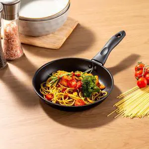 Mainstays 8 in Nonstick Aluminum Skillet, Black, Dishwasher Safe Mainstays 8 in Nonstick Aluminum Skillet, Black, Dishwasher Safe