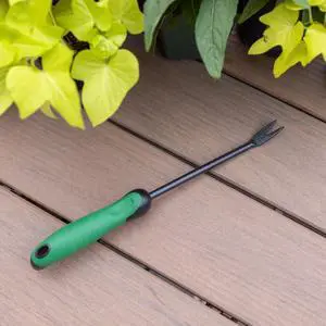 Expert Gardener Steel Hand Weeder, Compact Manual Weed Puller Tool, Ergonomic Handle, RustResistant Durable Steel Blade for Root Weeding & Garden Maintenance Expert Gardener Steel Hand Weeder, Compact Manual Weed Puller Tool, Ergonomic Handle, RustResistant Durable Steel Blade for Root Weeding & Garden Maintenance