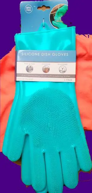 Evri Silicone Scrub Gloves Cleaning Evri Silicone Scrub Gloves Cleaning