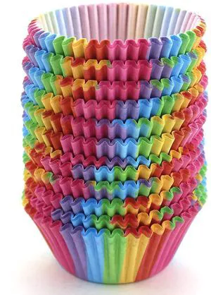 Rainbow-colored cupcake liners, 300 pieces per pack Rainbow-colored cupcake liners, 300 pieces per pack