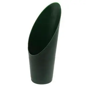 Bonsai Soil Scoop Plastic Garden Shovel, Green, 1 Pcs, | Colorful Mini Potting Scoop, For Plant Succulent, Lightweight and Stable Design Bonsai Soil Scoop Plastic Garden Shovel, Green, 1 Pcs, | Colorful Mini Potting Scoop, For Plant Succulent, Lightweight and Stable Design