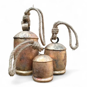 Set of 3 Metal Christmas Bells for Decoration Rustic Brass Gold Large Bell Cow Hanging Set of 3 Metal Christmas Bells for Decoration Rustic Brass Gold Large Bell Cow Hanging