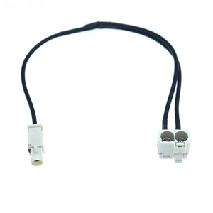 For Aftermarket Head Unit FAKRA 2In1 Diversity Convertor Splitter Y Cable Wire Harness For Antenna Radio Adapter For Aftermarket Head Unit FAKRA 2In1 Diversity Convertor Splitter Y Cable Wire Harness For Antenna Radio Adapter