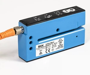 SICK UFN3-70B413 Slot Type Transparent Label Sensor SICK UFN3-70B413 Slot Type Transparent Label Sensor