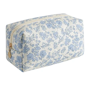 Makeup Bag Travel Cosmetic Bag for Women Girls, Zipper Make Up Pouch, Floral Flowers Toiletry Organizer Makeup, Portable Storage Cosmetic Travel Cloth Bag (Blue Floral) Makeup Bag Travel Cosmetic Bag for Women Girls, Zipper Make Up Pouch, Floral Flowers Toiletry Organizer Makeup, Portable Storage Cosmetic Travel Cloth Bag (Blue Floral)