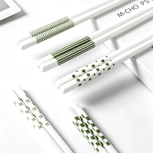 5 Pairs Ceramic Chopsticks,9.65inch High-grade Bone Porcelain Chinese Chopsticks,Reusable chopsticks are suitable for Chinese and Japanese food, takeaway (GREEN) 5 Pairs Ceramic Chopsticks,9.65inch High-grade Bone Porcelain Chinese Chopsticks,Reusable chopsticks are suitable for Chinese and Japanese food, takeaway (GREEN)