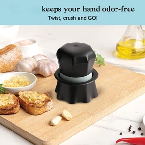 Garlic Press Also for Ginger, Nuts, Chili, Herbs, Twist Mincer Easy Squeeze Manual Press Peeler with Peeler And Scraper, Easy to Clean Garlic Press Also for Ginger, Nuts, Chili, Herbs, Twist Mincer Easy Squeeze Manual Press Peeler with Peeler And Scraper, Easy to Clean