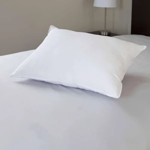 Somerset Home Standard-Size Down Alternative Pillow Insert, White (for Adult) Somerset Home Standard-Size Down Alternative Pillow Insert, White (for Adult)