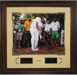 Bubba Watson unsigned 2012 Masters Engraved Signature Series 22x30 Leather Framed Photo