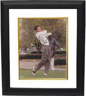 Athlon CTBL-BW2344 Matt Kuchar Signed Photo Custom Framed - Mounted Hologram - 8 x 10