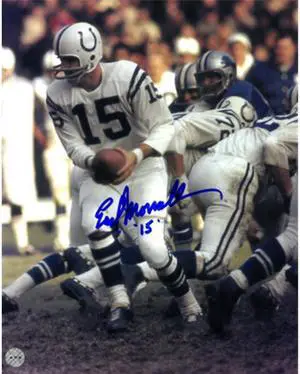 Earl Morrall signed Baltimore Colts 8X10 Photo #15 (hand off)