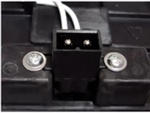 SmartBoard 20-01175-20  OEM Replacement Projector Lamp . Includes New Osram P-VIP 230W Bulb and Housing