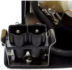 Christie DS +25  OEM Replacement Projector Lamp . Includes New Philips UHP 225W Bulb and Housing