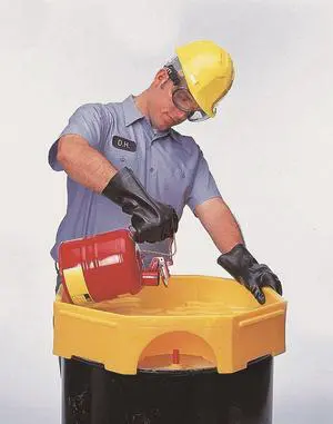 ULTRATECH 482 Drum Funnel, Lockable, Yellow / Yellow, No Flame Arrester, 23 5/8