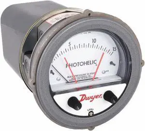 DWYER INSTRUMENTS A3215 Pressure switch/gage, range 0-15 psi, medium pressure