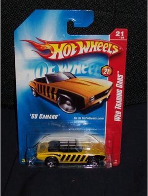 Hot Wheels 2008 097 97 Web Trading Cars  21 of 24 69 Camaro Yellow with Black Stripes on PR5s 164 Scale
