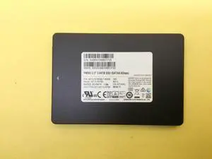 MZ-7LH3T80 Samsung PM883 Series 3.84TB 2.5" SATA 6Gb/s SSD MZ7LH3T8HMLT