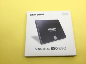 Samsung 850 EVO 500GB SATA 6Gb/s 2.5'' Internal SSD MZ-75E500B/AM Sealed