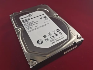 Seagate 2TB 3.5" Hard Drive ST2000DM001 64MB 7200RPM Sata 6G Seagate 2TB 3.5" Hard Drive ST2000DM001 64MB 7200RPM Sata 6G