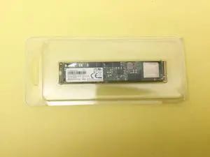 Samsung PM983 960GB PCIe NVMe M.2 22110 Internal SSD MZ-1LB9600 Samsung PM983 960GB PCIe NVMe M.2 22110 Internal SSD MZ-1LB9600