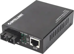 Intellinet Gigabit PoE+ Media Converter, 1000Base-T RJ45 Port to 1000Base-LX (SC) Single-Mode, 20 km (12.4 mi.), PoE+ Injector