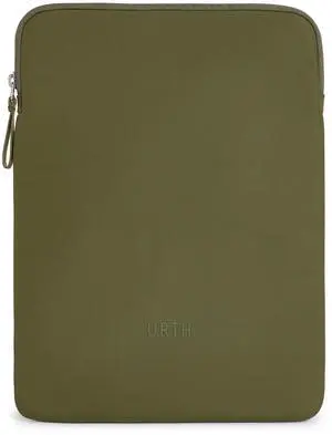 Urth Naos Laptop Sleeve - 13-14 Inch Padded, Water Resistant, Recycled Laptop Case Compatible with MacBook Air/Pro in Green