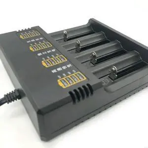 FOR 4-Bay 18650 Stand Intelligent Voltages Switching with Shortcircuit Protections for 18650, 26650, 21700 FOR 4-Bay 18650 Stand Intelligent Voltages Switching with Shortcircuit Protections for 18650, 26650, 21700