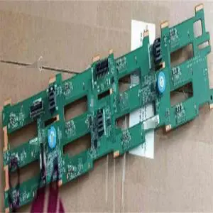 FOR HR650X server hard drive backplane 12 * 3.5 supports 4 U.2 00MX384 FOR HR650X server hard drive backplane 12 * 3.5 supports 4 U.2 00MX384