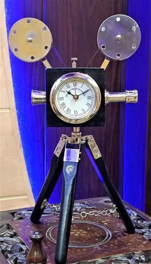 Vintage Clock Retro Projector On Wood Tripod Stand Studio Projector Home & Office Decor.. Vintage Clock Retro Projector On Wood Tripod Stand Studio Projector Home & Office Decor..