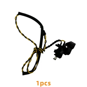 Compatible with Dreame H13 HHR18A HHV2 floor washing machine micro switch spare parts. Compatible with Dreame H13 HHR18A HHV2 floor washing machine micro switch spare parts.