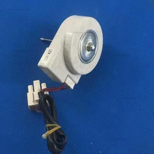 Refrigerator motor ZWF-02-3.8 MA00-518A DC fan DC12V 3.8W rod length 4CM Refrigerator motor ZWF-02-3.8 MA00-518A DC fan DC12V 3.8W rod length 4CM