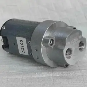 2.0L/MIN suitable for engine oil, hydraulic oil and lubricating fluid DC 12V low noise electric oil transfer pump 2.0L/MIN suitable for engine oil, hydraulic oil and lubricating fluid DC 12V low noise electric oil transfer pump