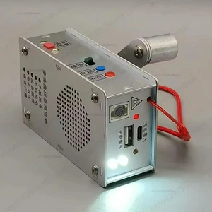 Hand crank generator Multifunctional radio igniter Flashlight USB charging Hand crank generator Multifunctional radio igniter Flashlight USB charging