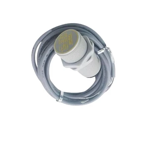 Capacitive Proximity Switch CP30-50C NO CP30-50CB NC 10-30VDC(CP30-50CB NC) Capacitive Proximity Switch CP30-50C NO CP30-50CB NC 10-30VDC(CP30-50CB NC)