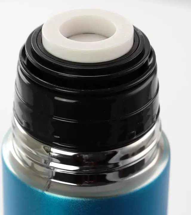 Alt view image 2 of 3 - Mr. Coffee Luster Javelin 4 Pc 16 Oz Stainless Steel Thermal Travel Bottle Set 116833.01