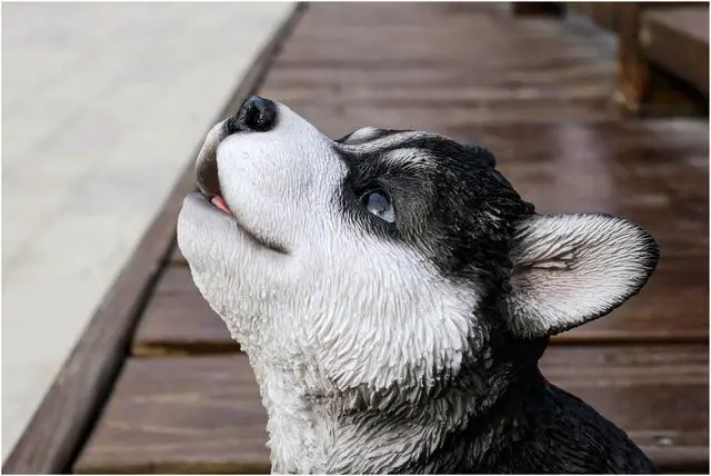 Alt view image 6 of 8 - Hi-Line Gift Siberian Husky Puppy Howling