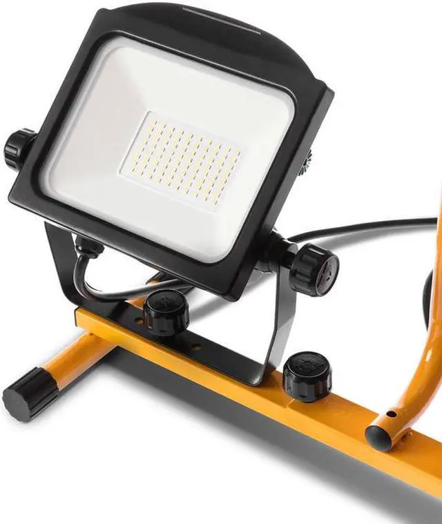 Alt view image 12 of 12 - Home Zone Security ES06462V Work Light with Tripod: 10,000 Lumen Light