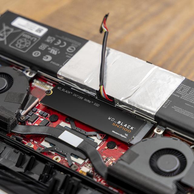Alt view image 8 of 13 - WD_BLACK SN7100 M.2 2280 2TB PCI-Express 4.0 x4 TLC 3D NAND Internal Solid State Drive (SSD) WDS200T4X0E