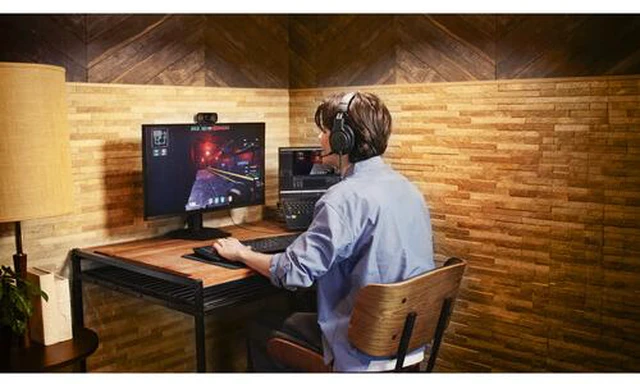 Alt view image 8 of 9 - Audio Technica ATH-M20XSTS M20X - Monitor StreamSet Over-Ear Closed Back Headset with Boom Mic for Content Creators - Black
