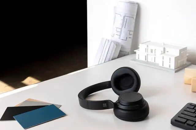 Alt view image 10 of 10 - Microsoft - Surface Headphones 2 - Wireless Noise Cancelling Over-the-Ear with Cortana - Matte Black