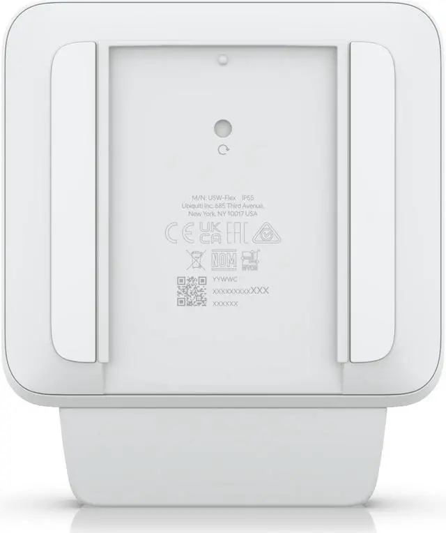 Alt view image 2 of 7 - Ubiquiti Flex, 5-port Layer PoE Switch (USW-Flex (46W))